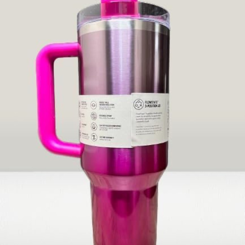 Stanley 40oz Quencher H2.0 FlowState Tumbler Camelia Gradient
